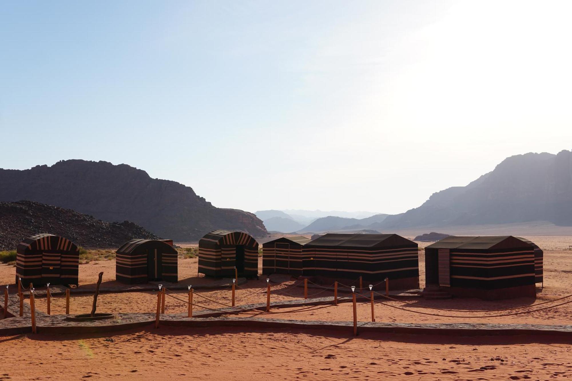 Hotel Oblivion Camp Wadi Rum Esterno foto